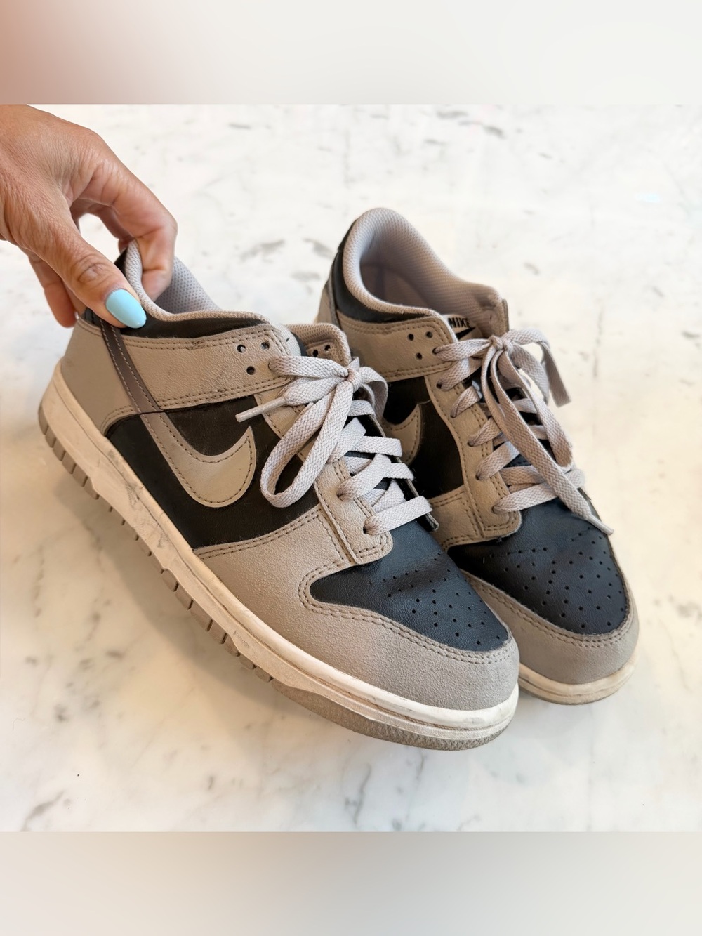 Preowned Boys Nike Dunk Low-Top Sneakers in Gray, Black, White Size 7Y